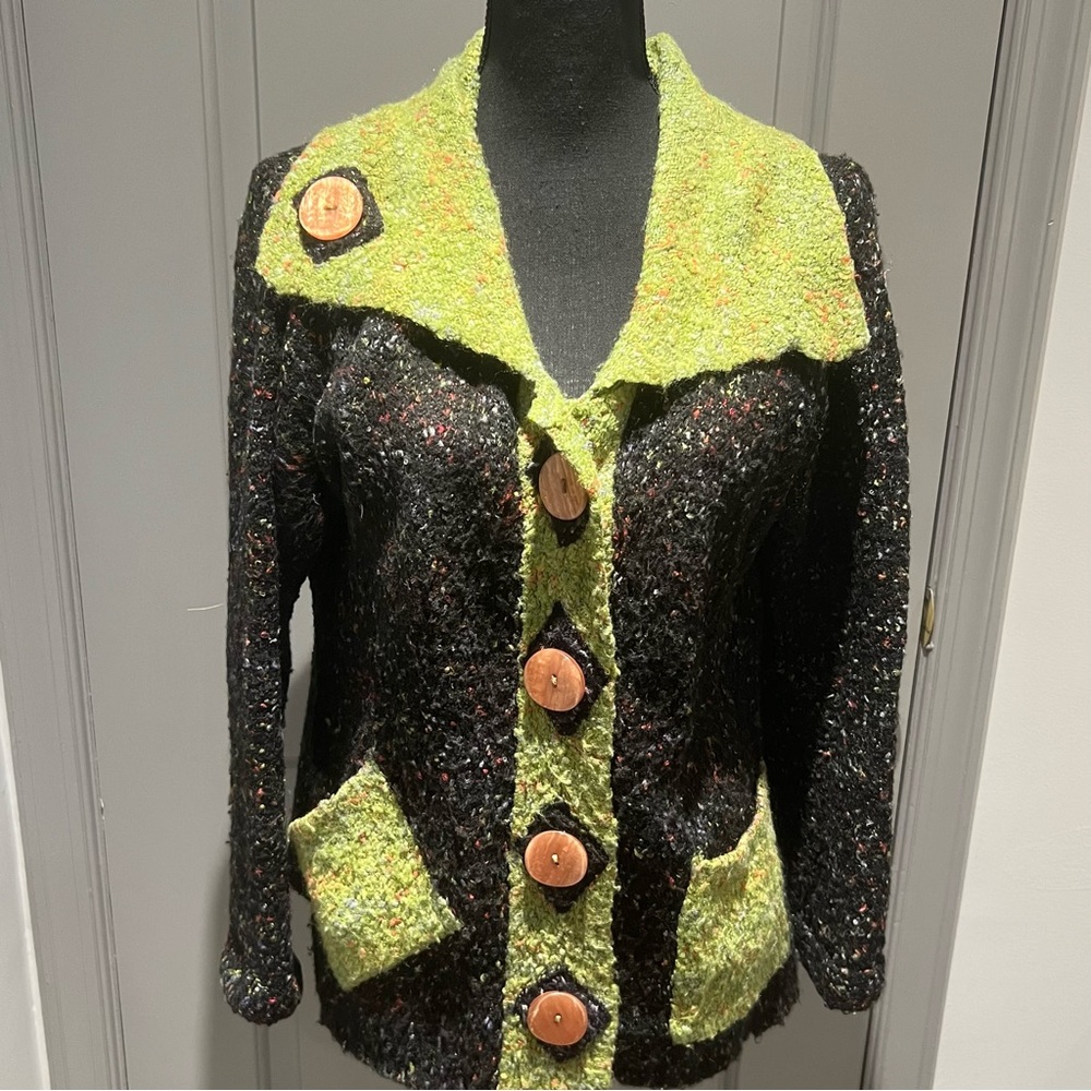 Glenmont Designs Women's Black and Green Sweater with Wooden Buttons